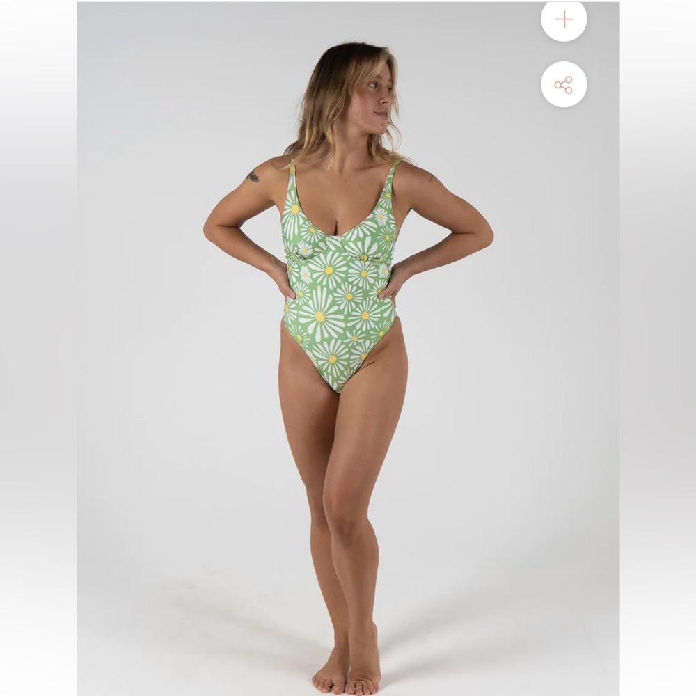 Inner Relm - Stoney one piece (green meadow)